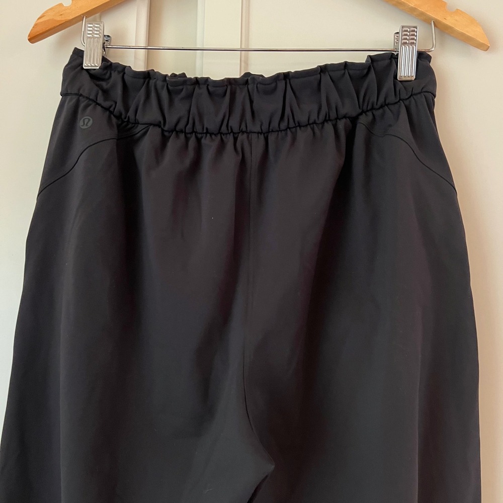 Lululemon On the Fly 7/8 Pant Black Luxtreme High Rise Drawstring Trousers - Picture 4 of 9